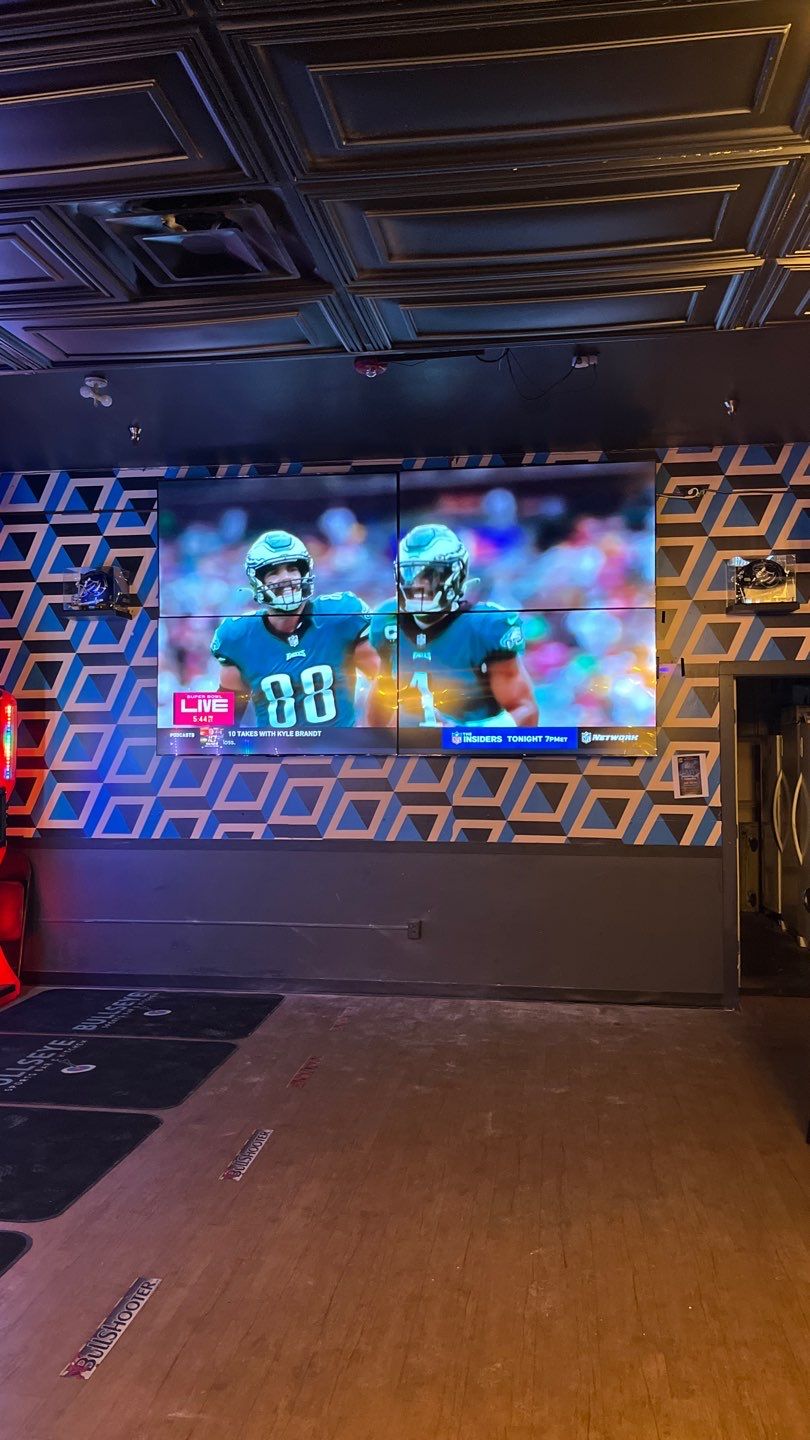 2×2 Video Wall Installation at Meridian Lanes – Bulls Eye Sports Bar & Grill